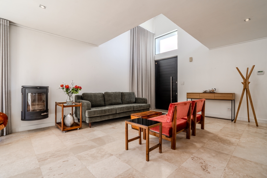 3 Bedroom Property for Sale in Higgovale Western Cape